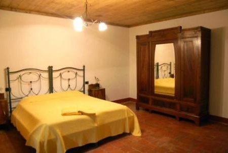 منزل الضيف فينْتْسا  في Agriturismo La Curbastra المظهر الخارجي الصورة